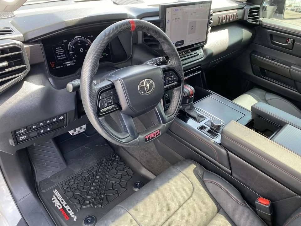 2023 Toyota Sequoia 3rd Gen - Image 17 of 20