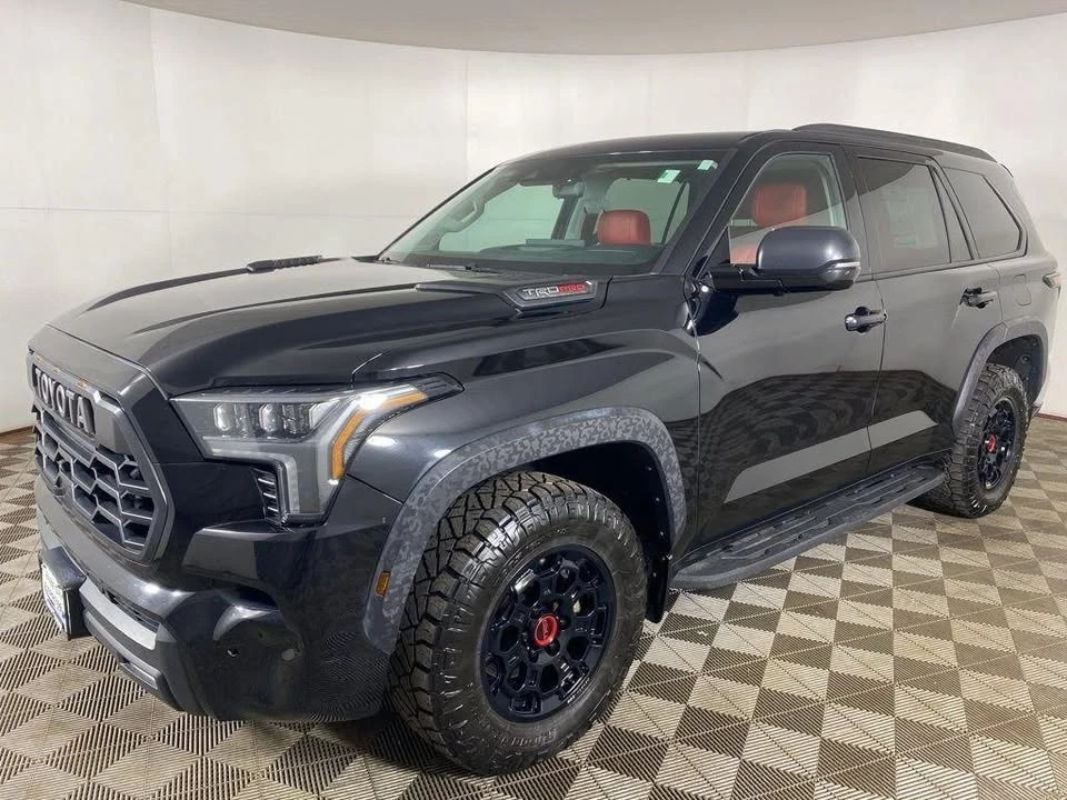 2023 Toyota Sequoia 3rd Gen - Image 3 of 17