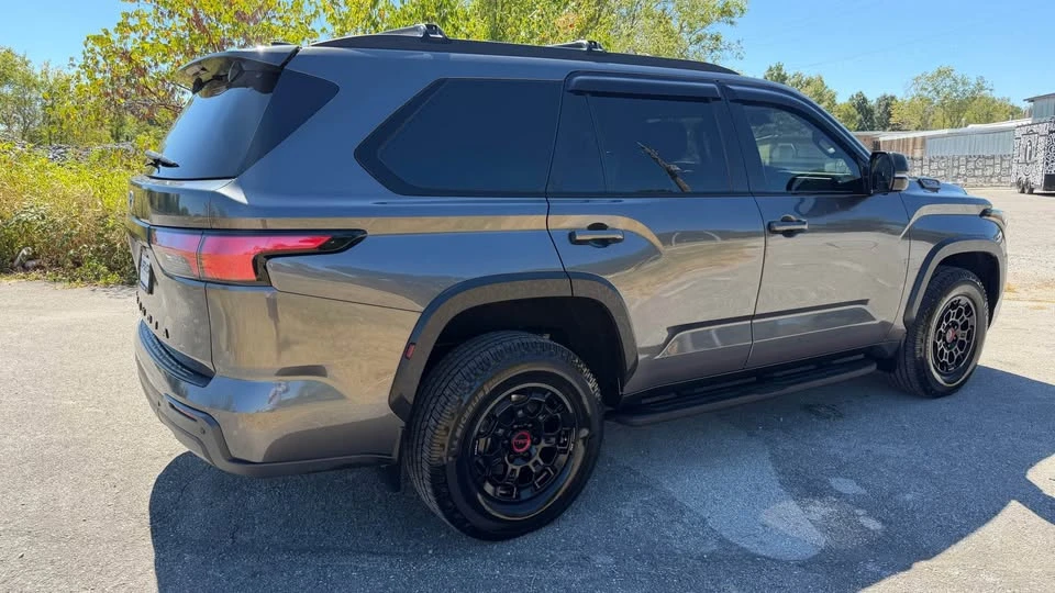 2023 Toyota Sequoia 3rd Gen - Image 4 of 14
