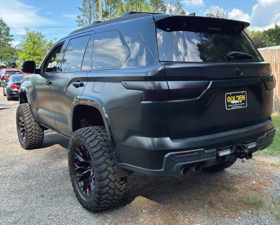 2023 Toyota Sequoia 3rd Gen - Image 3 of 7