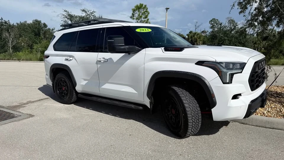2023 Toyota Sequoia 3rd Gen - Image 5 of 9