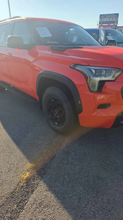 2023 Toyota Sequoia 3rd Gen - Image 5 of 9