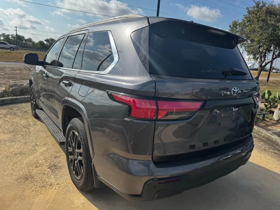 2023 Toyota Sequoia 3rd Gen - Image 3 of 8