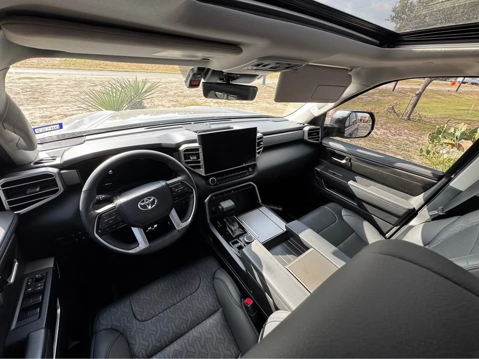 2023 Toyota Sequoia 3rd Gen - Image 7 of 8