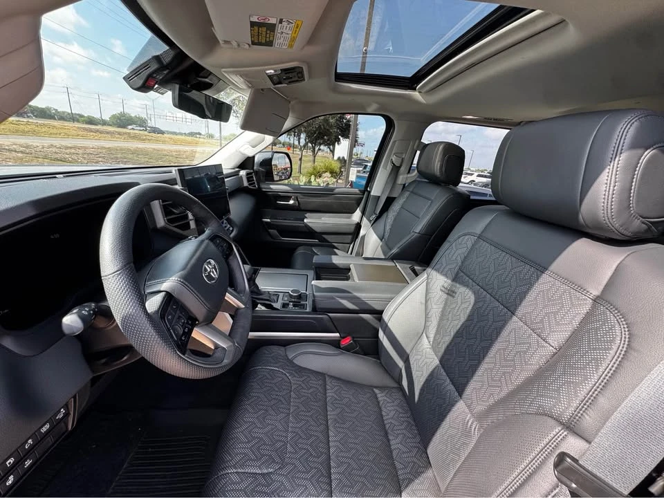 2023 Toyota Sequoia 3rd Gen - Image 6 of 8