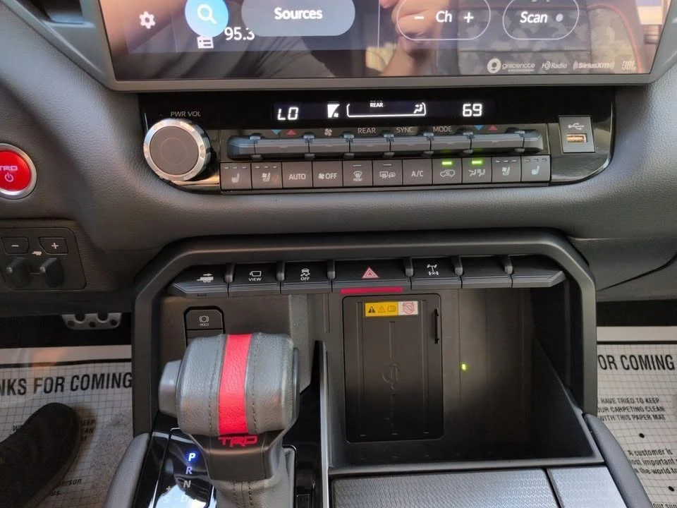 2023 Toyota Sequoia 3rd Gen - Image 15 of 20