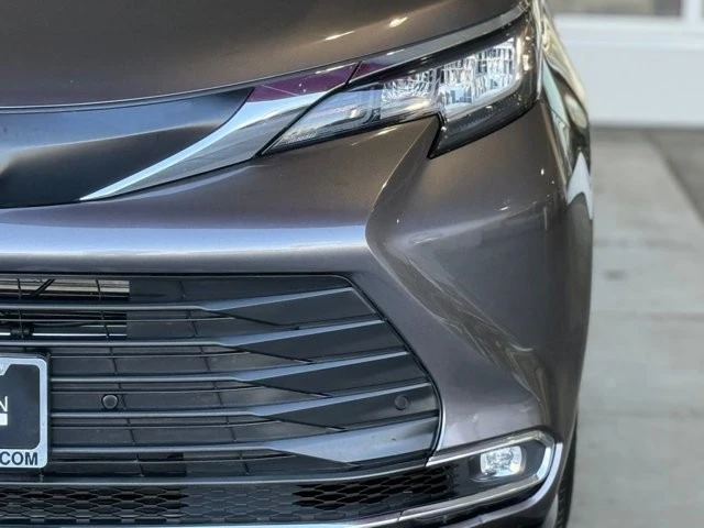 2023 Toyota Sienna 4th Gen - Image 6 of 12