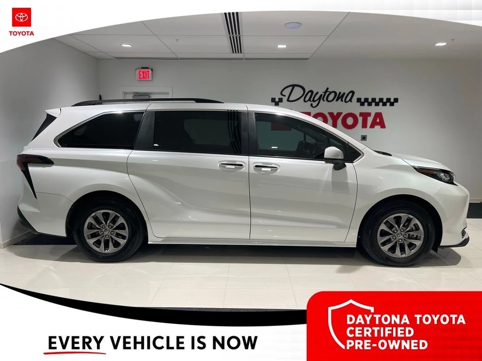 2023 Toyota Sienna 4th Gen - Image 6 of 12