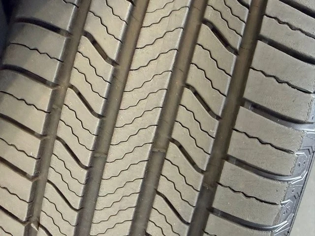 2023 Toyota Sienna 4th Gen - Image 19 of 21
