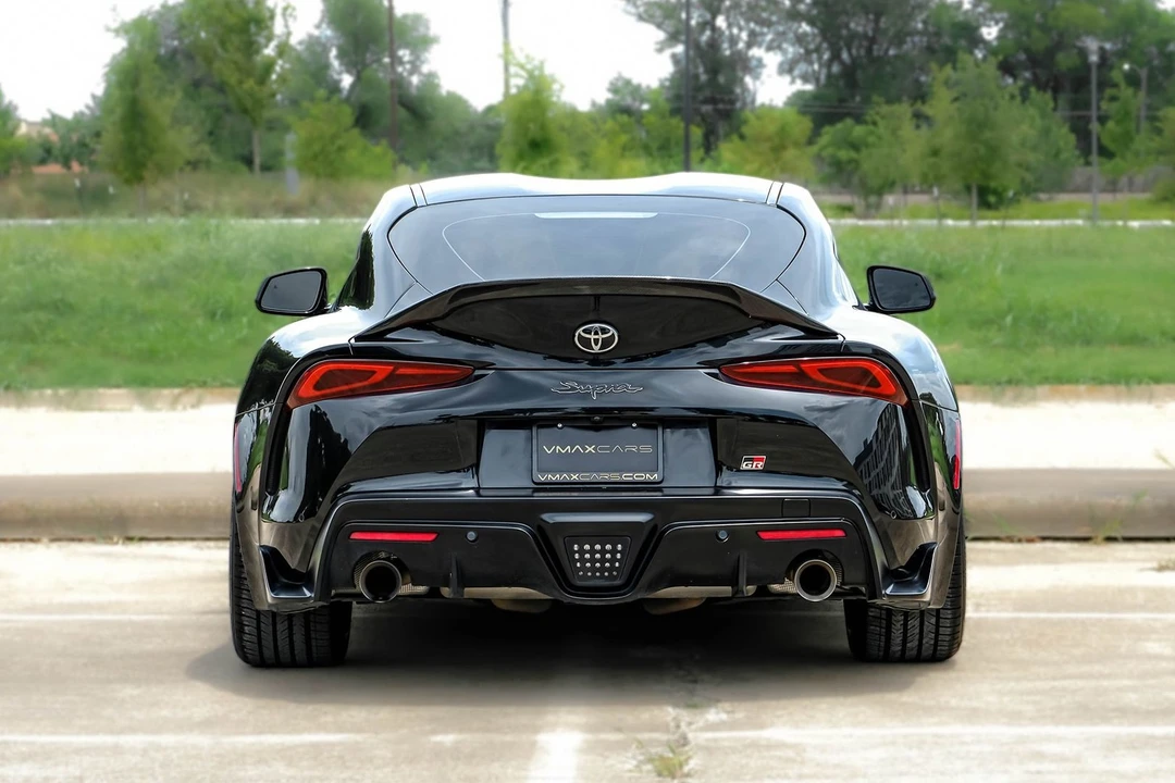 2023 Toyota GR Supra 5th Gen - Image 9 of 31