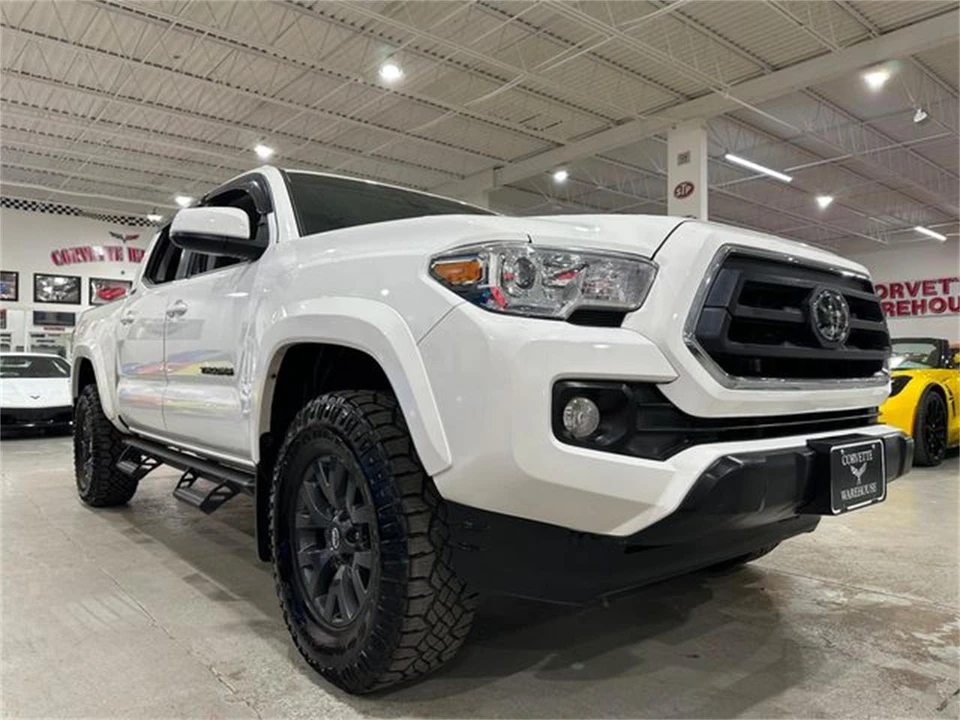 2023 Toyota Tacoma 3rd Gen - Image 5 of 30
