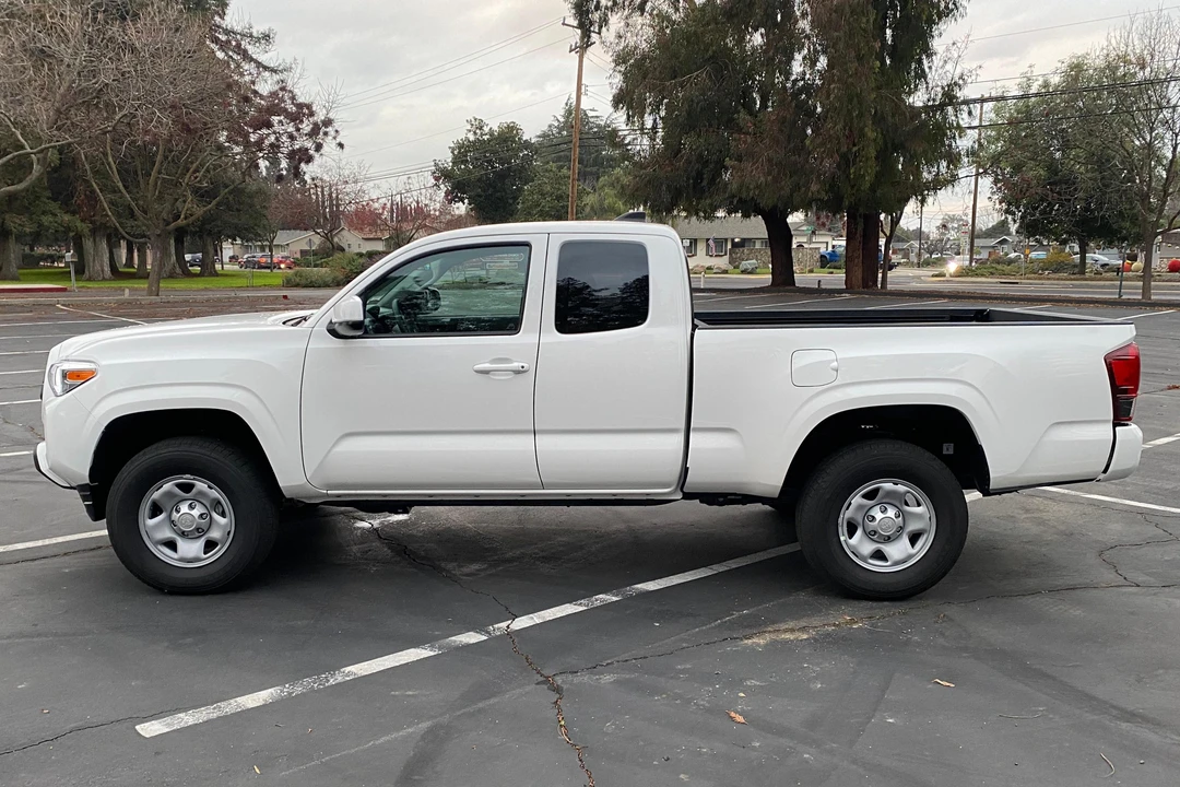 2023 Toyota Tacoma 3rd Gen - Image 3 of 31