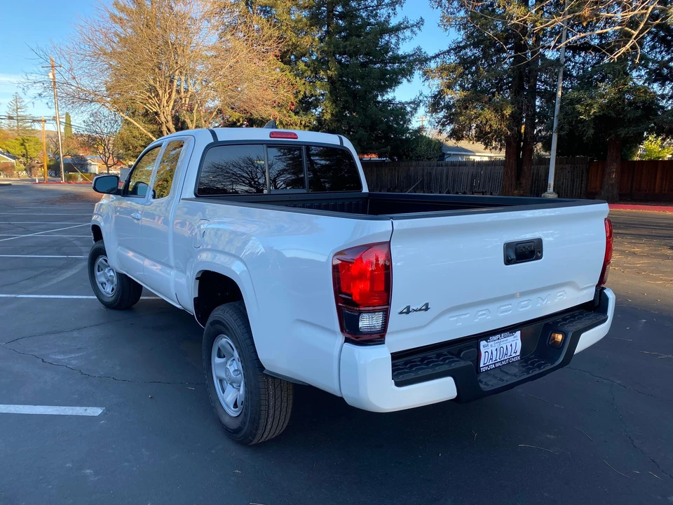 2023 Toyota Tacoma 3rd Gen - Image 16 of 31