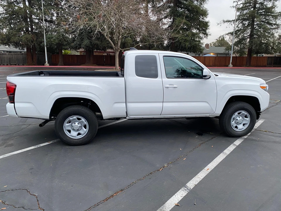 2023 Toyota Tacoma 3rd Gen - Image 22 of 31