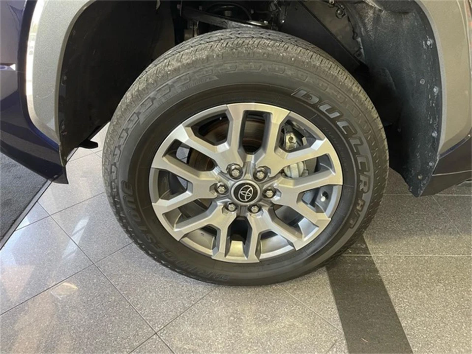2023 Toyota Tundra 3rd Gen - Image 21 of 31