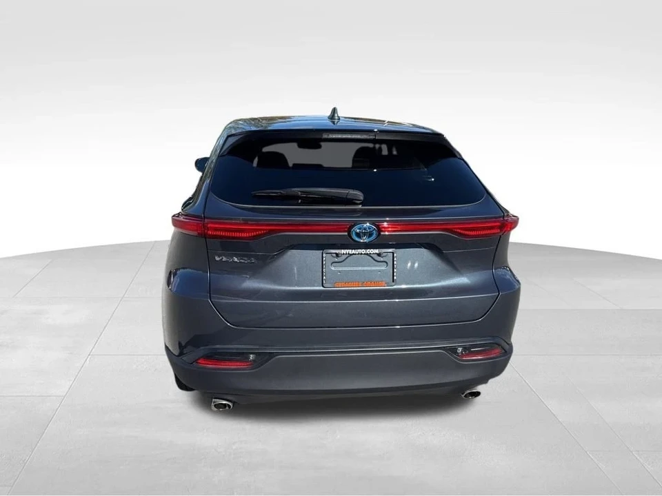 2023 Toyota Venza - Image 4 of 12