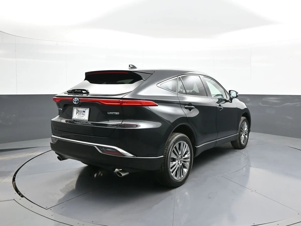 2023 Toyota Venza - Image 6 of 21