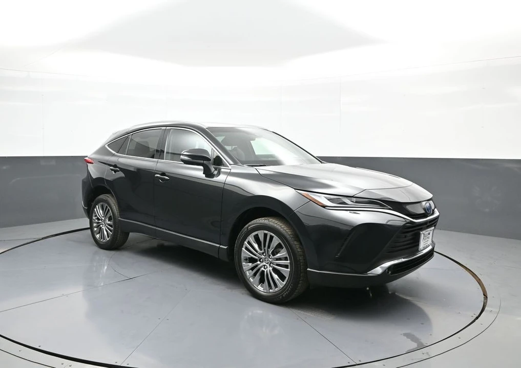 2023 Toyota Venza - Image 4 of 21