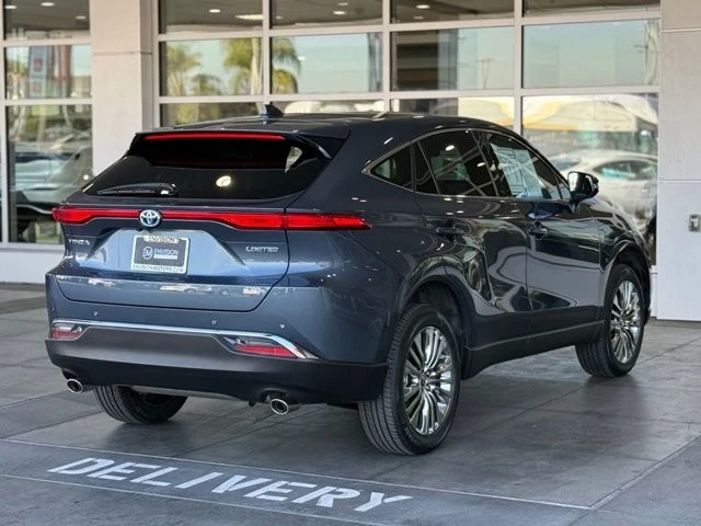 2023 Toyota Venza - Image 12 of 12