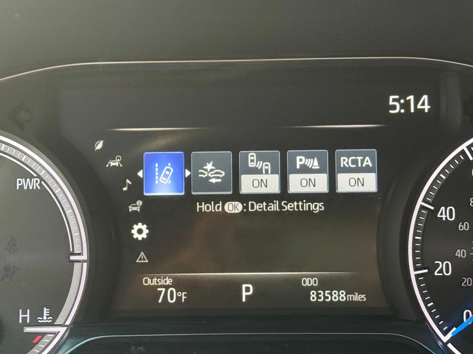 2023 Toyota Venza - Image 21 of 21
