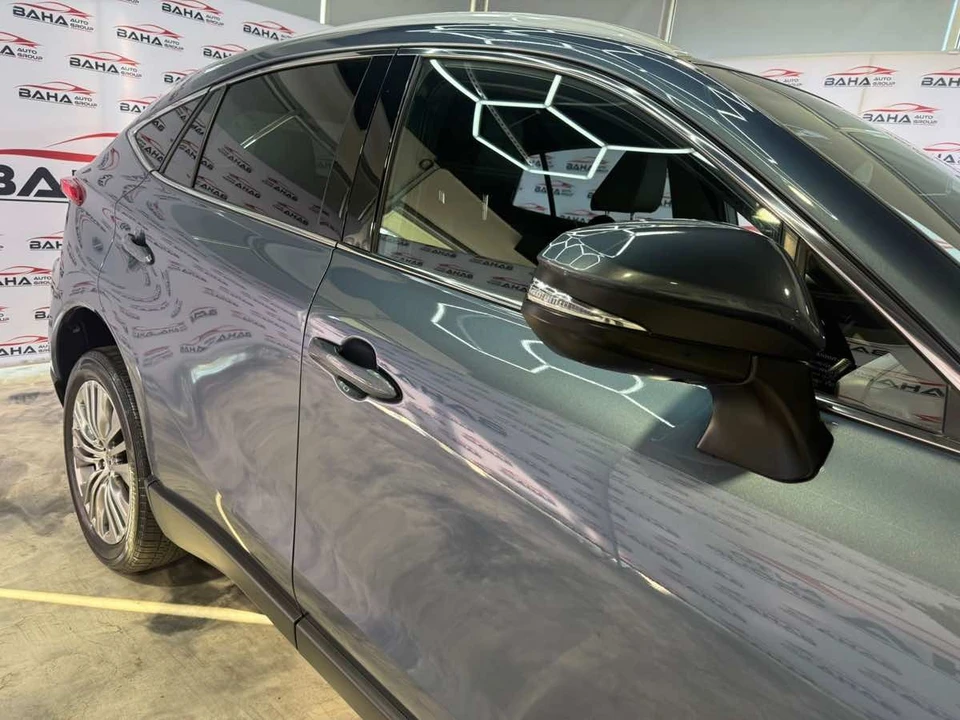 2023 Toyota Venza - Image 8 of 21