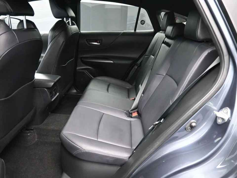2023 Toyota Venza - Image 20 of 21