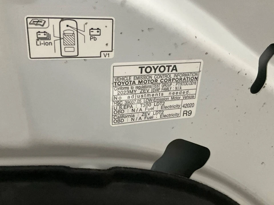 2023 Toyota - Image 11 of 23