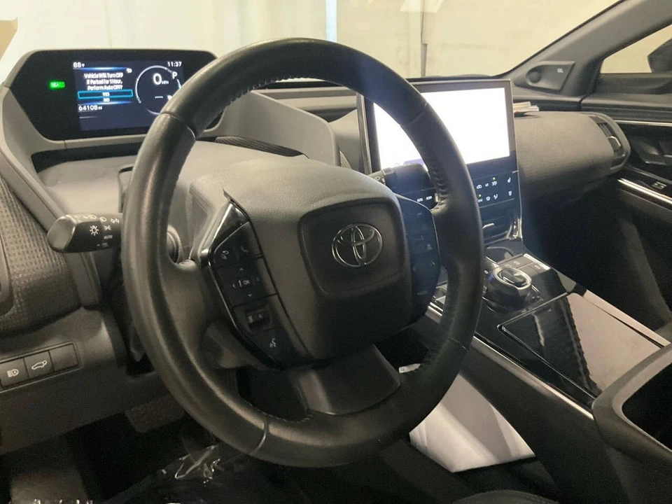 2023 Toyota - Image 9 of 23