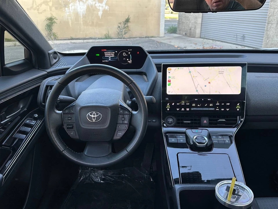 2023 Toyota - Image 12 of 31