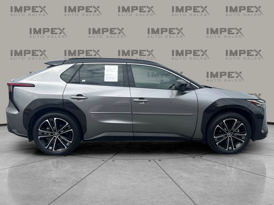2023 Toyota - Image 6 of 31