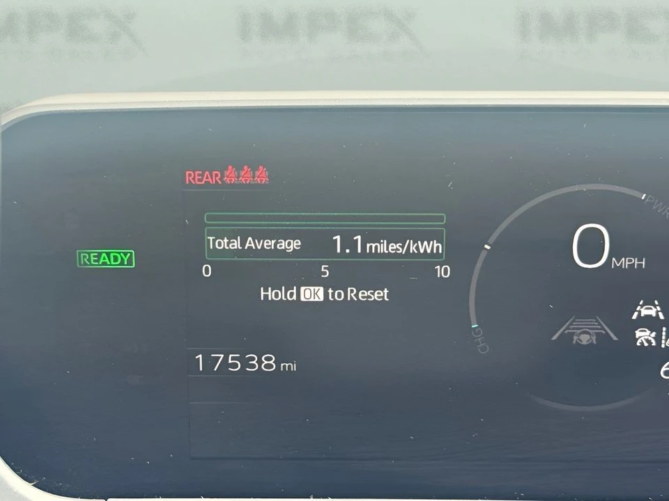 2023 Toyota - Image 23 of 31