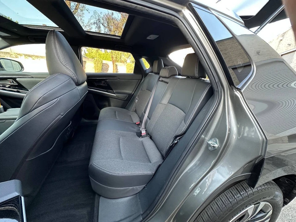 2023 Toyota - Image 19 of 31