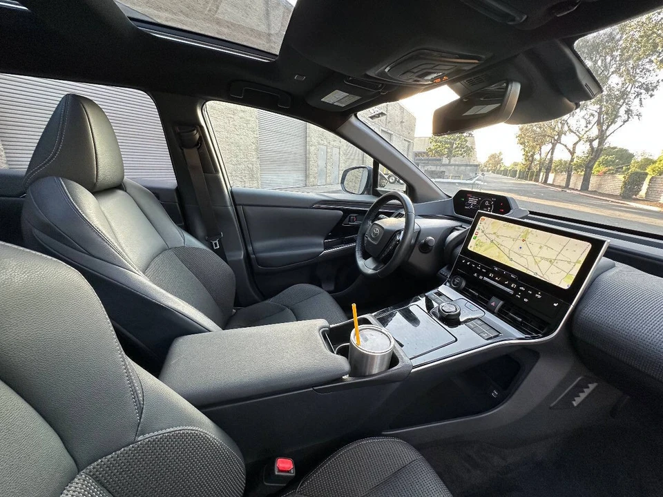 2023 Toyota - Image 2 of 31