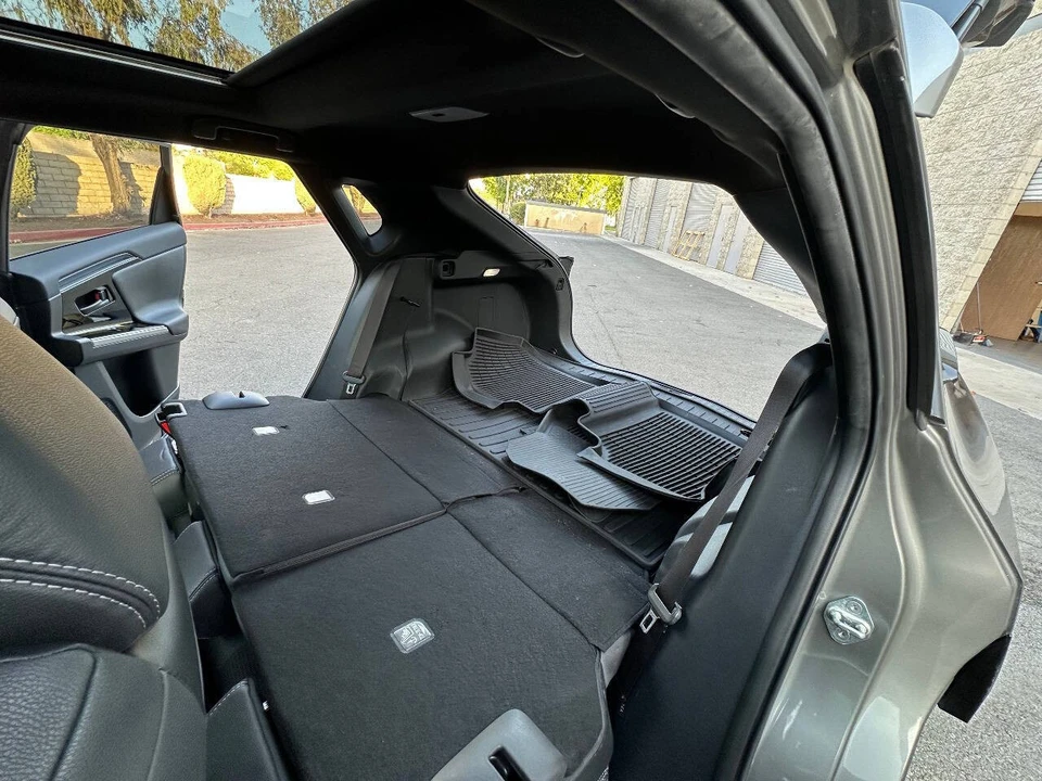 2023 Toyota - Image 16 of 31