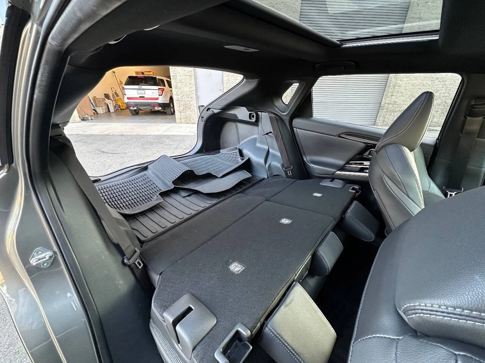 2023 Toyota - Image 29 of 31