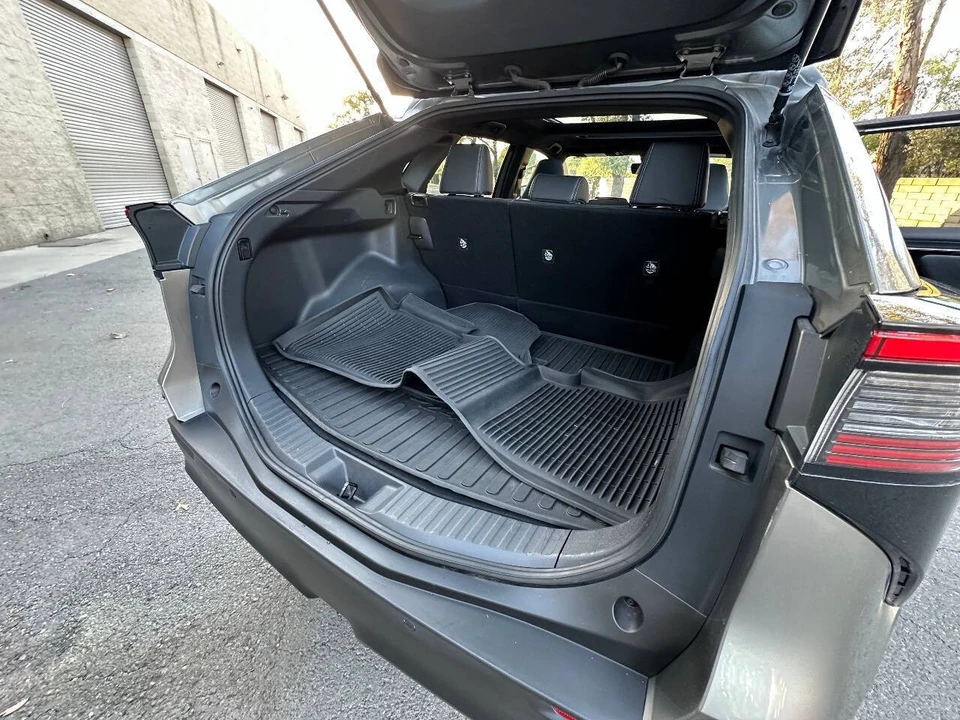 2023 Toyota - Image 23 of 31