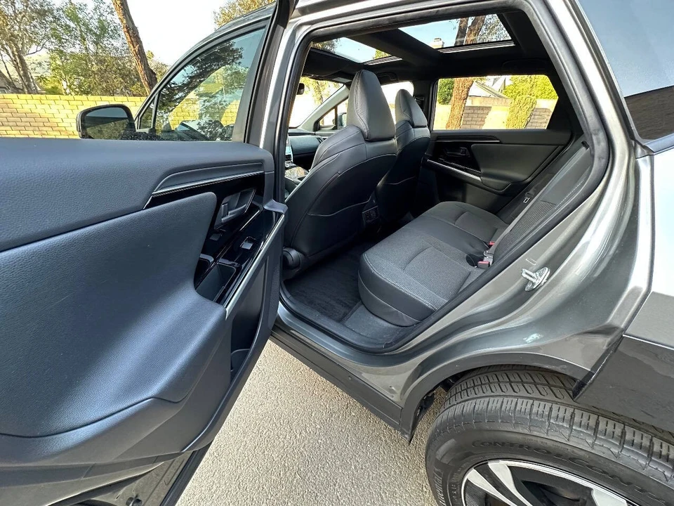 2023 Toyota - Image 17 of 31