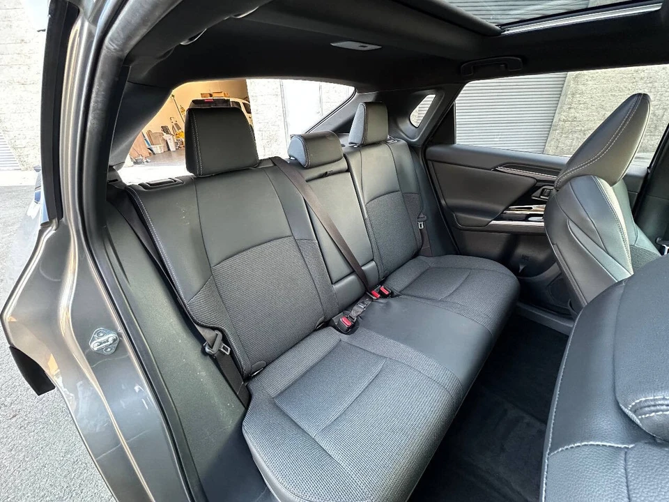 2023 Toyota - Image 22 of 31