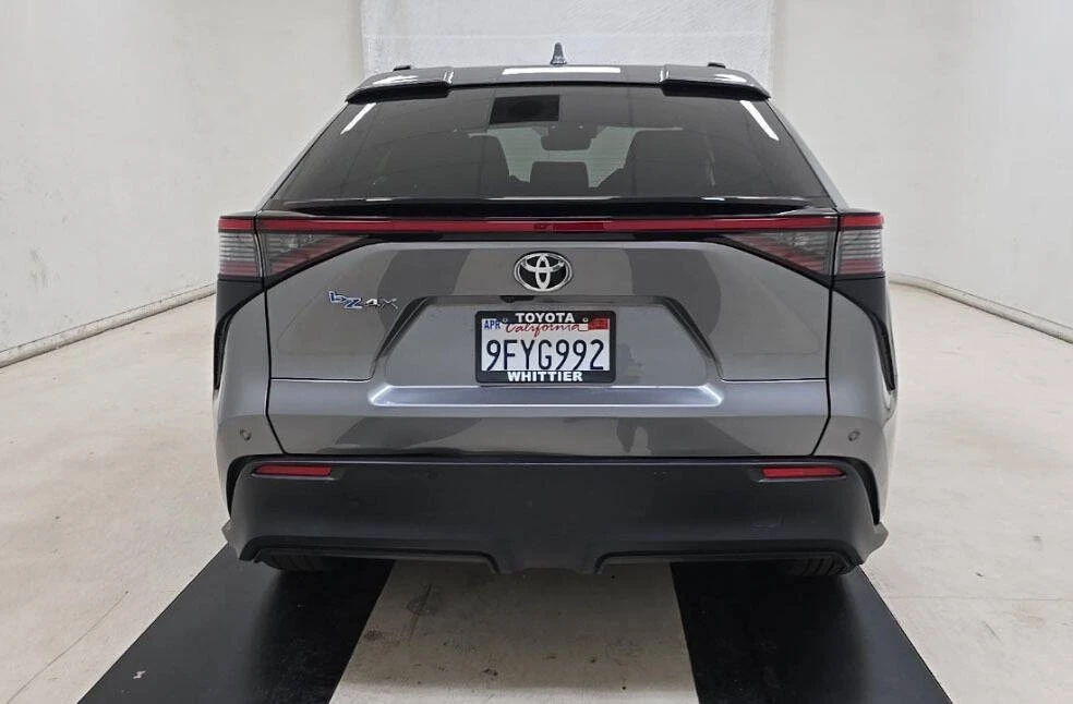 2023 Toyota - Image 4 of 16