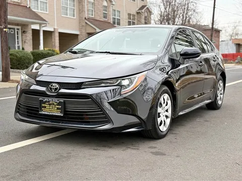 2023 Toyota Corolla LE Sedan
