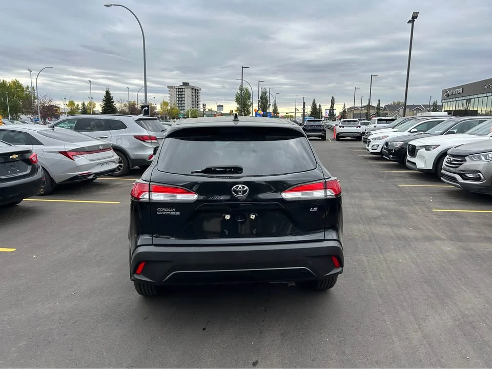 2023 Toyota Corolla Cross - Image 5 of 10