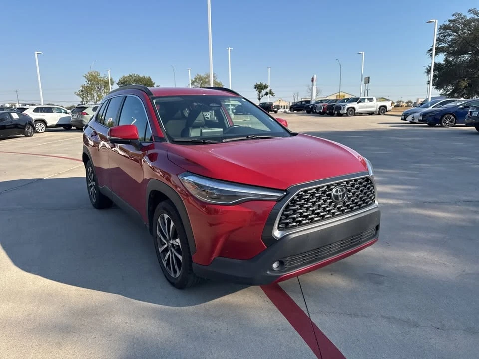 2023 Toyota Corolla Cross - Image 3 of 19