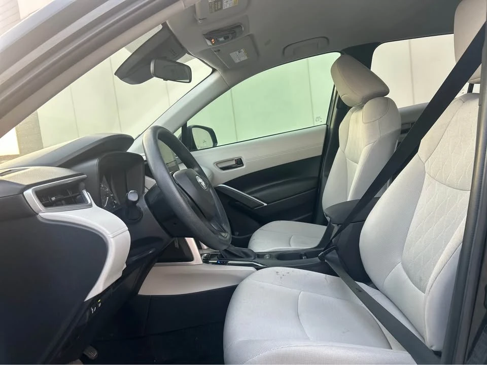 2023 Toyota Corolla Cross - Image 9 of 16