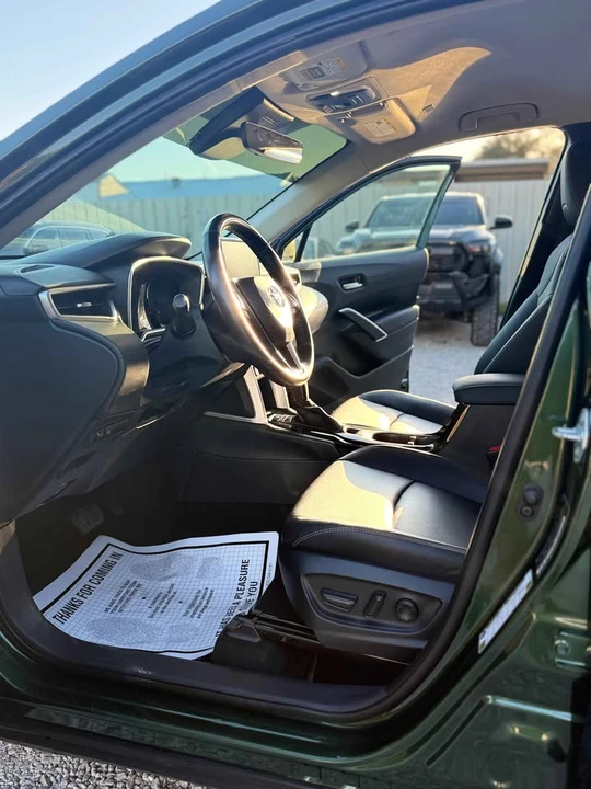 2023 Toyota Corolla Cross - Image 11 of 13