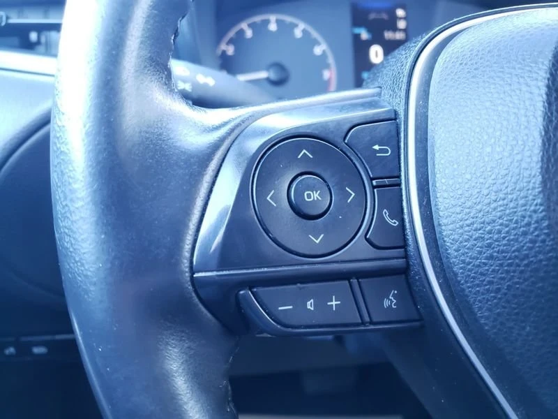 2023 Toyota Corolla Cross - Image 11 of 20