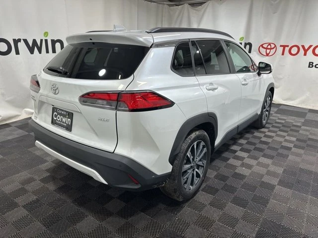 2023 Toyota Corolla Cross - Image 8 of 20