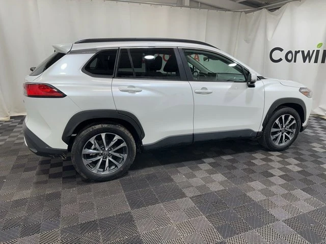 2023 Toyota Corolla Cross - Image 10 of 20