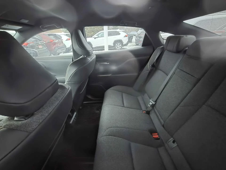 2023 Toyota Crown 16th Gen - Image 6 of 6