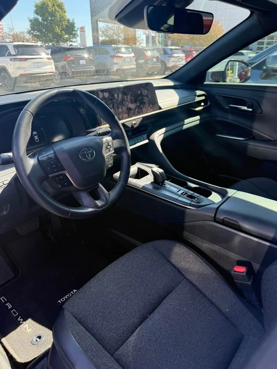 2023 Toyota Crown 16th Gen - Image 10 of 10