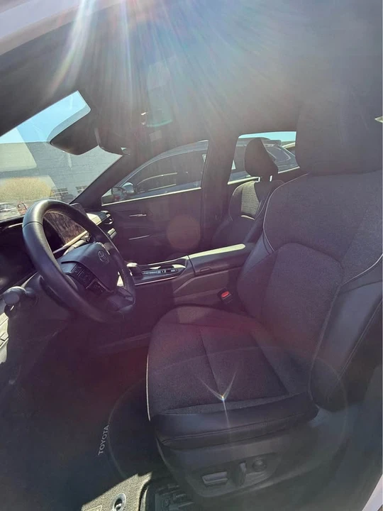 2023 Toyota Crown 16th Gen - Image 8 of 10